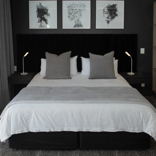 ARANDA COTTON SUEDE 230 X 230 PLAIN SILVER